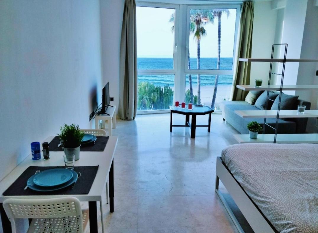 Bella Vista Apartment Естепона Екстериор снимка
